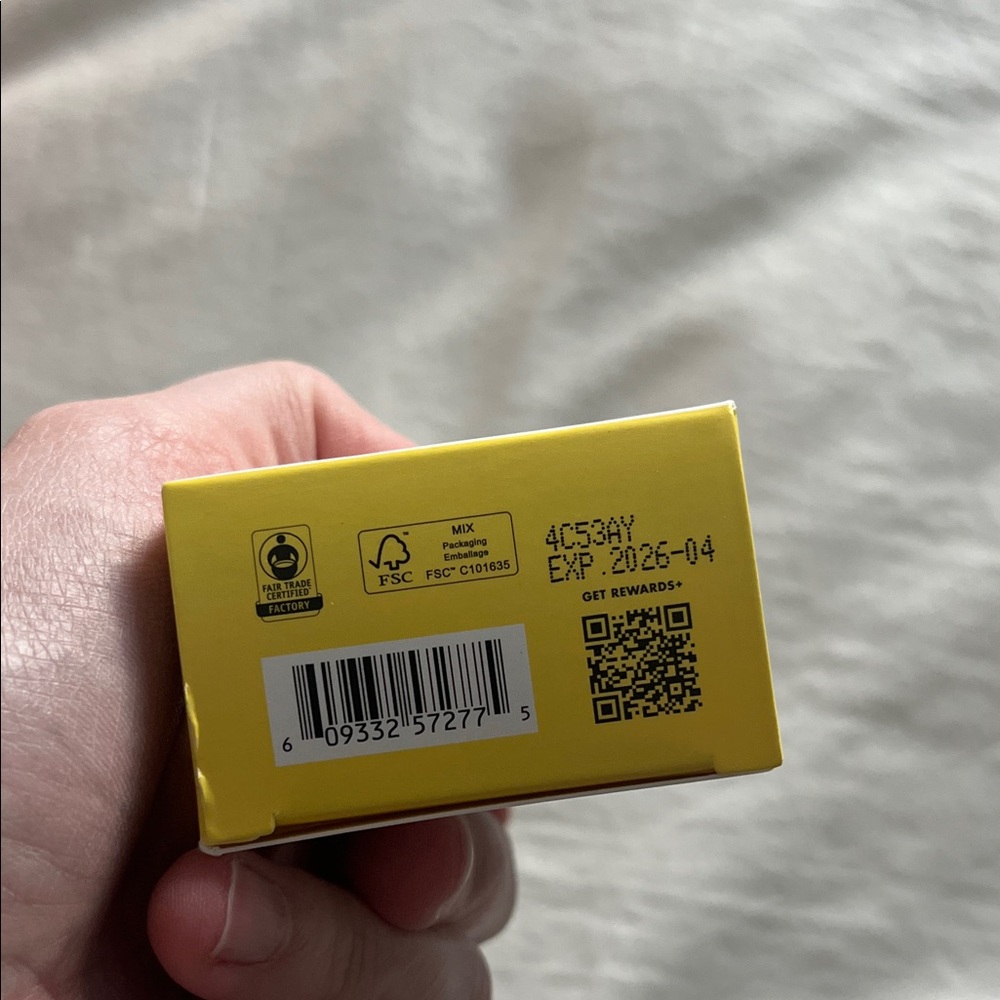 UNOPENED Whoa Glow SPF 30 Sunscreen - Yellow - Picture 2 of 2